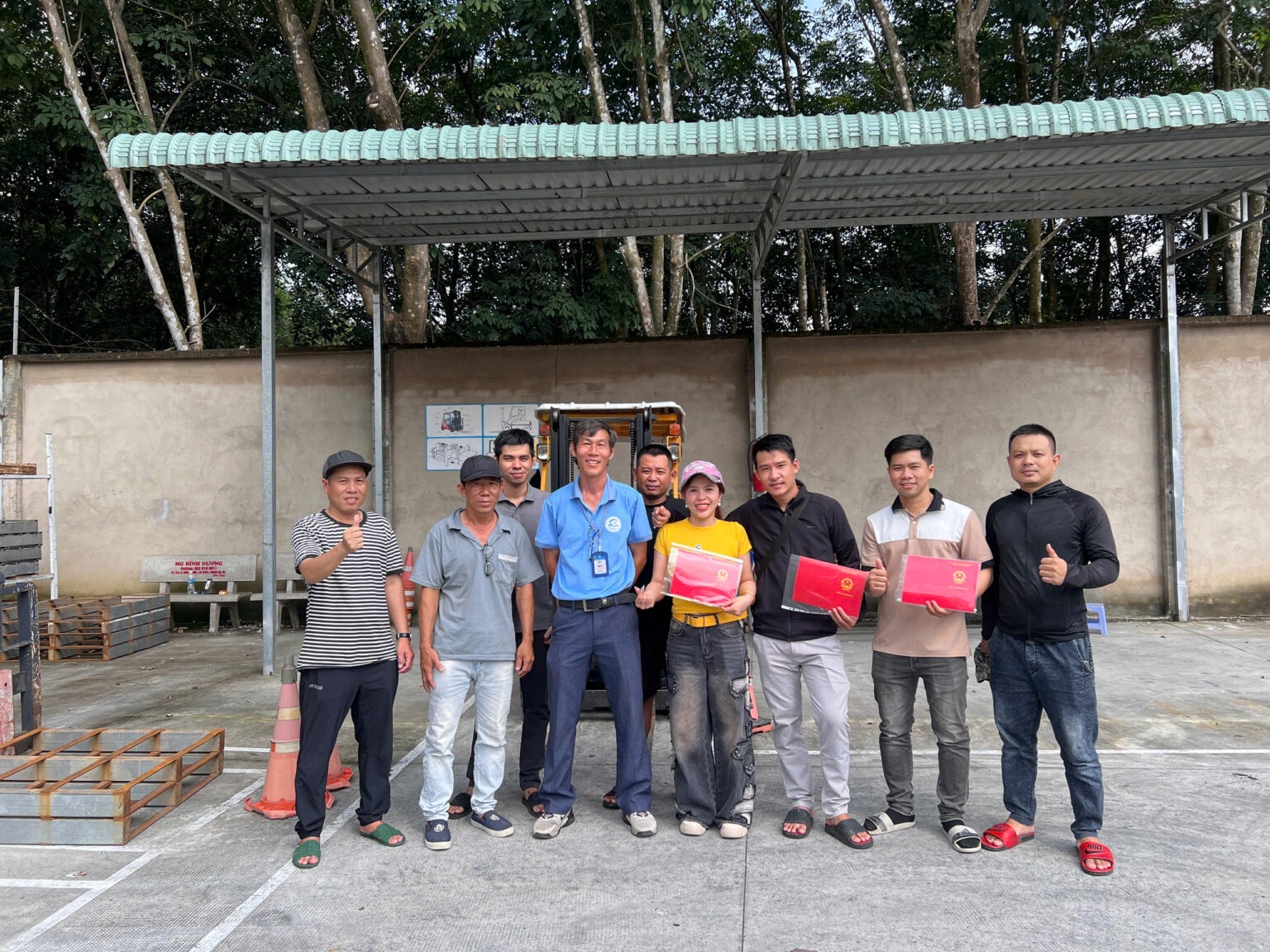 Văn Phòng Số 10 - Trường Trung cấp nghề Nghiệp vụ Bình Dương - Chuyên đào tạo các hạng giấy phép lái xe, đào tạo nghề