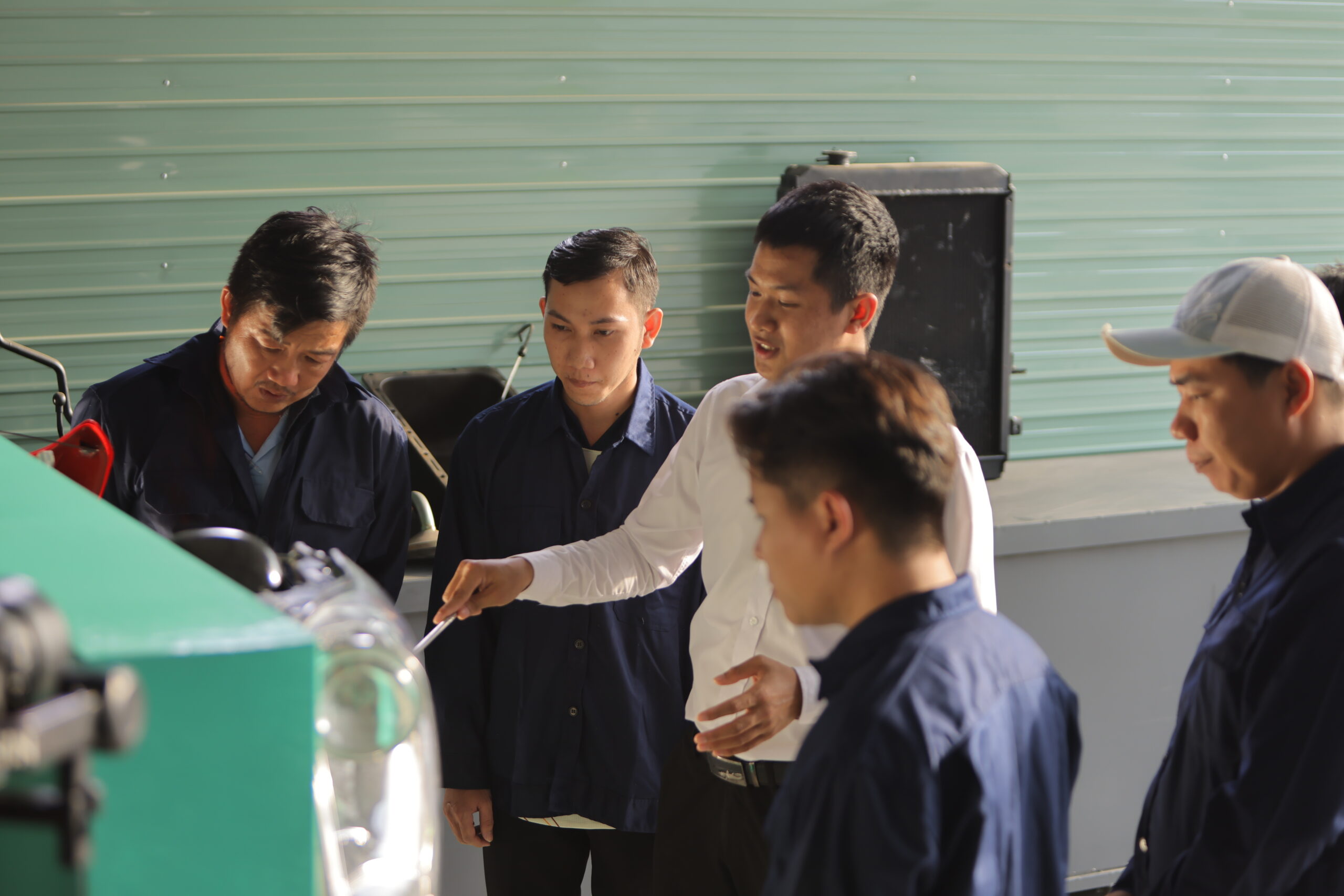 Văn Phòng Số 10 - Trường Trung cấp nghề Nghiệp vụ Bình Dương - Chuyên đào tạo các hạng giấy phép lái xe, đào tạo nghề