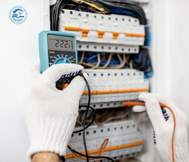 Văn Phòng Số 10 - Trường Trung cấp nghề Nghiệp vụ Bình Dương - Chuyên đào tạo các hạng giấy phép lái xe, đào tạo nghề