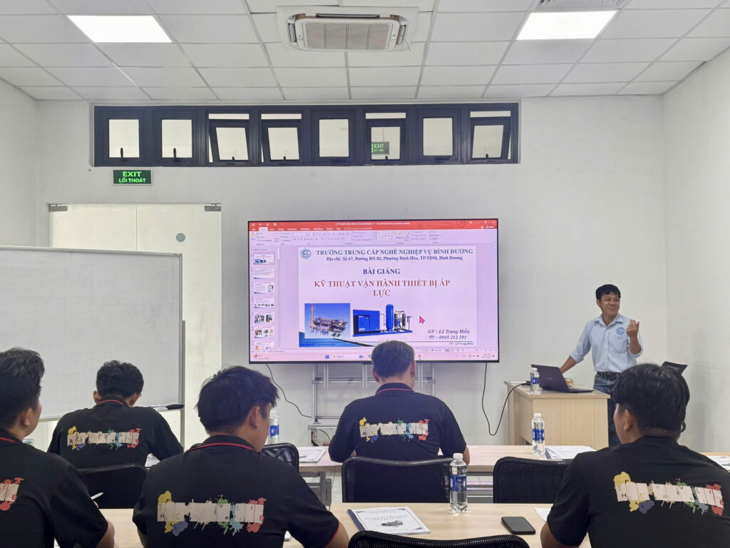 Văn Phòng Số 10 - Trường Trung cấp nghề Nghiệp vụ Bình Dương - Chuyên đào tạo các hạng giấy phép lái xe, đào tạo nghề